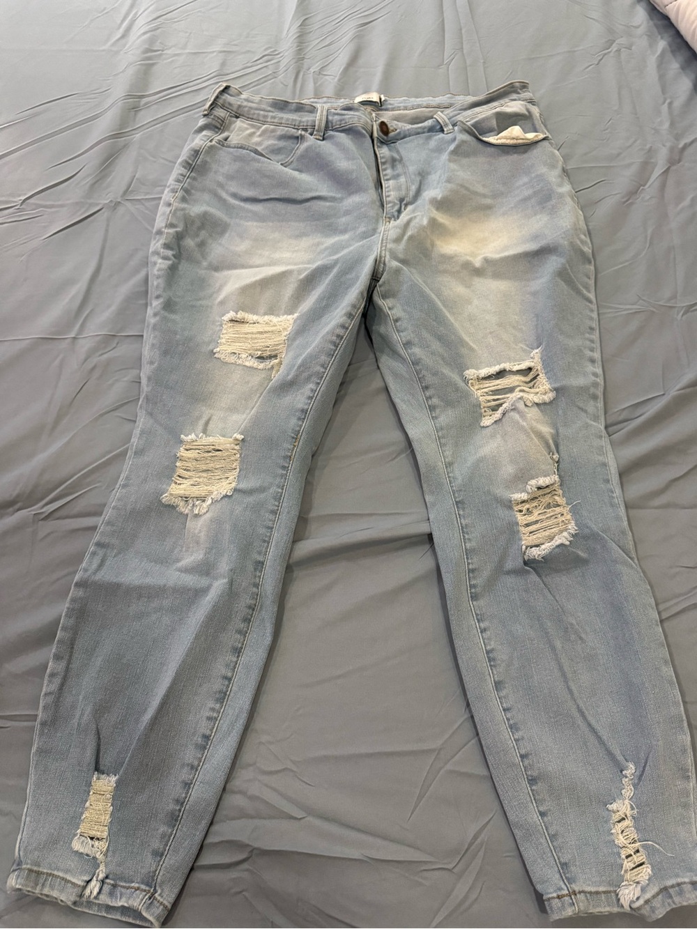 Rue21 Light Blue Distressed Women's Jeggings